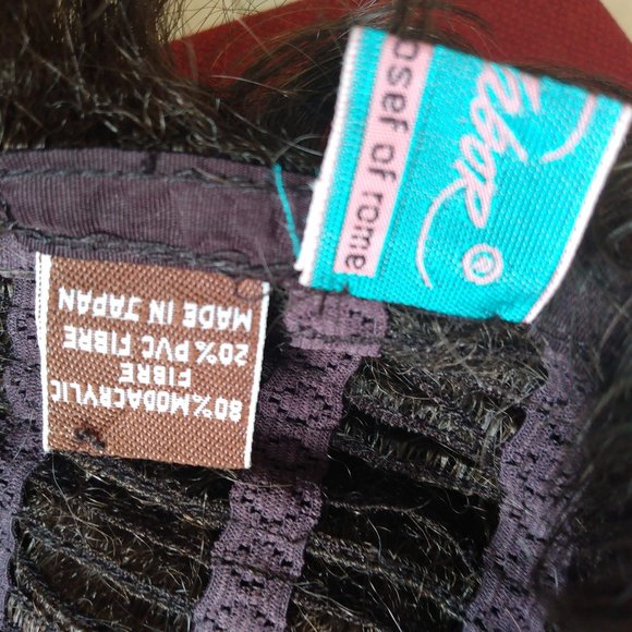 Women's Brunette Wig - Picture 6 of 6